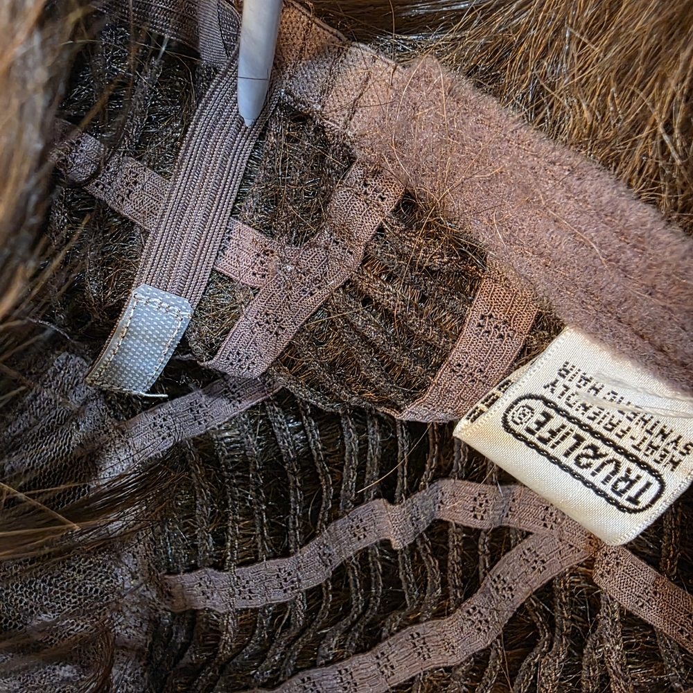 Women's HAIRUWEAR WIG Free Shipping - Picture 14 of 15